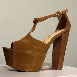 Elegant Tan Platform Heels